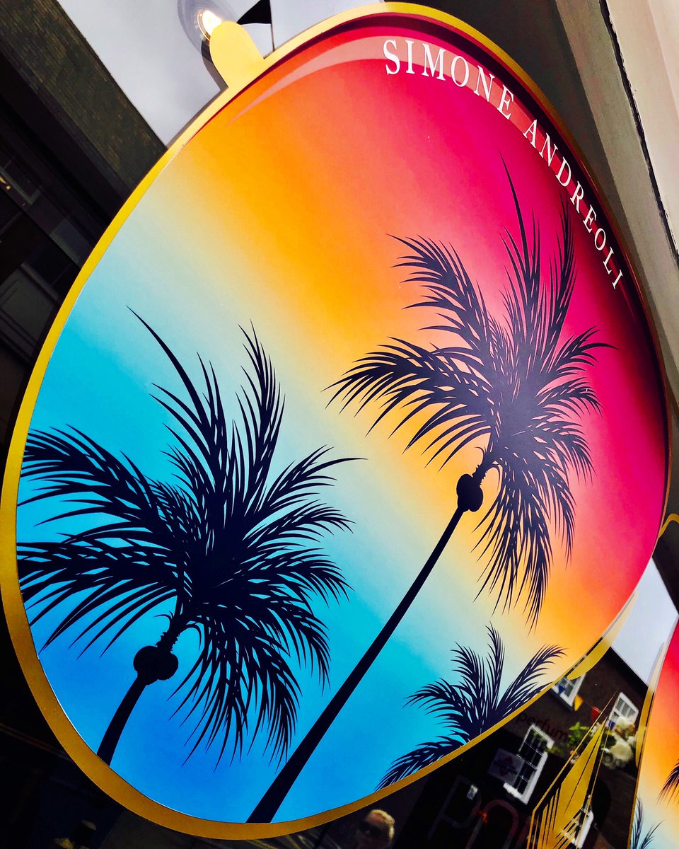 Celebrating Summer this week with Simone Andreolis MALIBU. The fragrant reimagining of a frozen Coconut Daiquiri. A “must have” for your Summer fragrance wardrobe and Exclusive to Pulse of Perfumery in the U.K. 😎🥥🌴☀️🍹🇮🇹