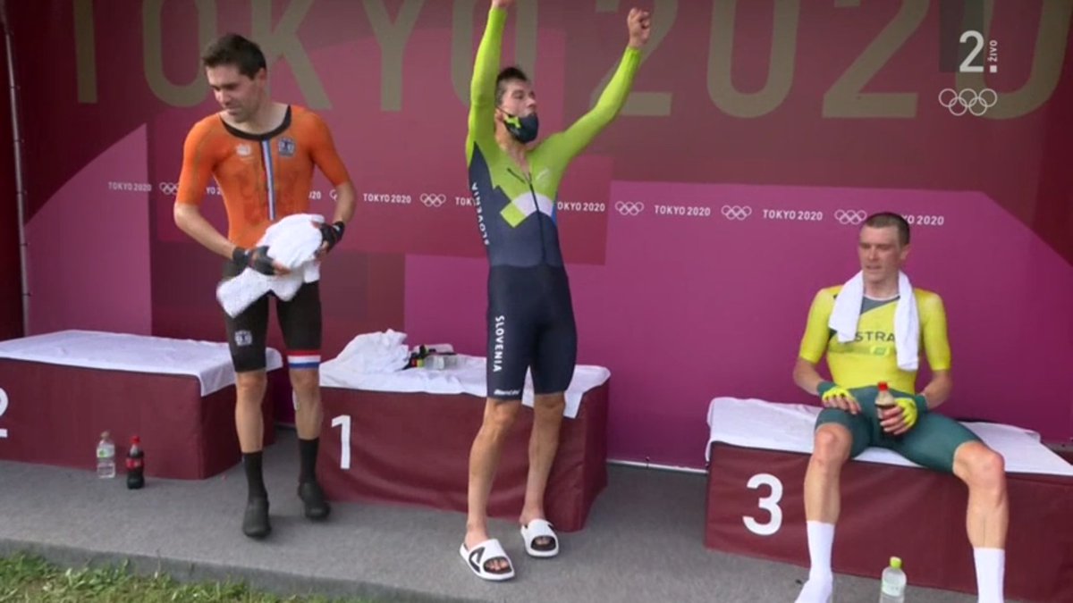 👏👏👏 <a href="/rogla/">Primož Roglič</a> 🥇 Po vseh križih in težavah in če kdo, si On vse tole več kot zasluži! Verjetno nisem edina s solznimi očmi danes! Res poklon in čestitke OLIMPIJSKI PRVAK! 🙌
<a href="/TeamSlovenia/">Team Slovenia</a>
<a href="/Tokyo2020/">#Tokyo2020</a> 
<a href="/RTV_Sport/">MMC Šport</a>