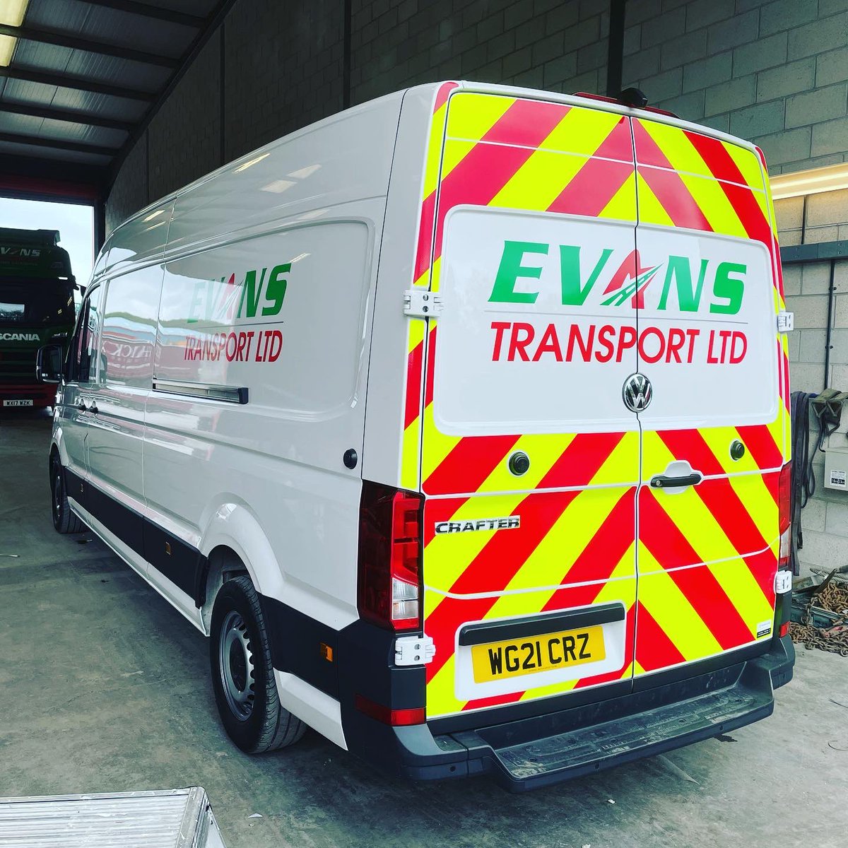 doubleUprint (@doubleuprint) on Twitter photo Chapter8 chevron graphics and company logos applied to these new mobile service vans for Evans Transport Ltd in Bideford.
📱07866 420436
💻 doubleuprint.co.uk 
#vehiclegraphics #chapter8 #chevrons #reflective #highwaysafety #transport #haulage #design #print #signs Chapter8 chevron graphics and company logos applied to these new mobile service vans for Evans Transport Ltd in Bideford.
📱07866 420436
💻 doubleuprint.co.uk 
#vehiclegraphics #chapter8 #chevrons #reflective #highwaysafety #transport #haulage #design #print #signs