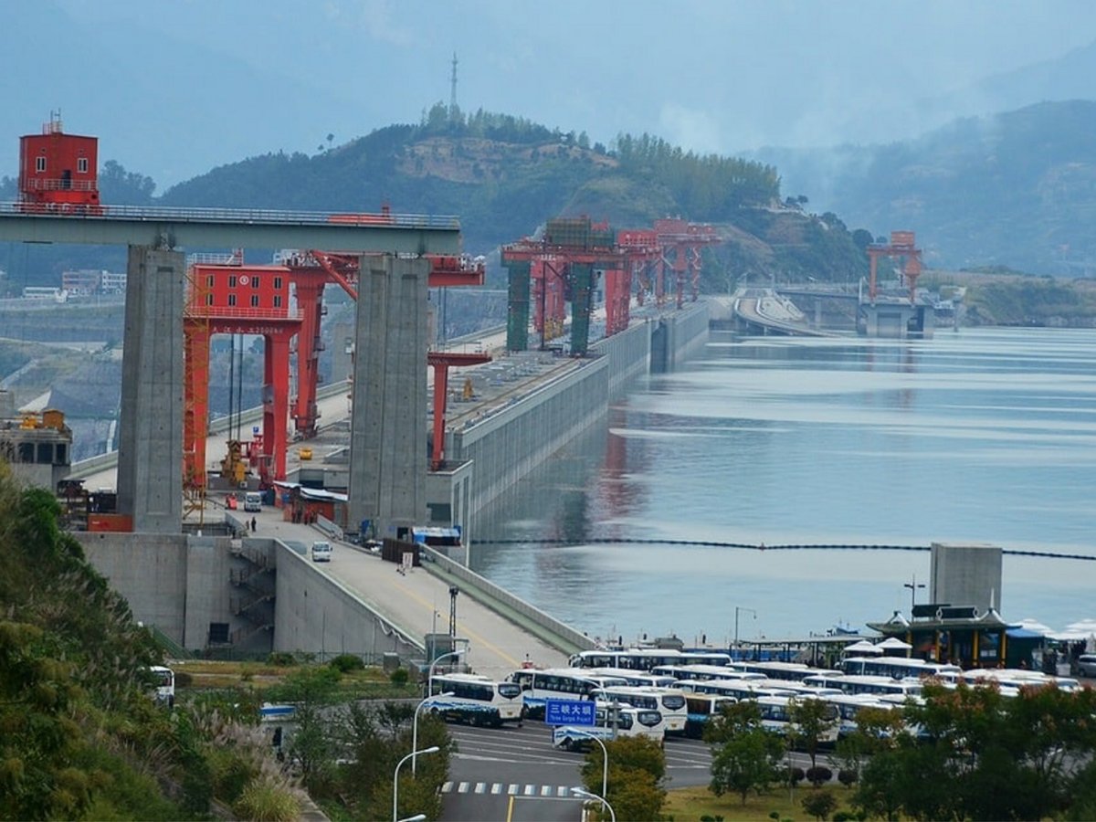 VOLTS_Ltd's tweet photo. In 2012, the world’s most powerful hydroelectric power plant The Three Gorges began its history, which is located near the city of Sandouping in China.

There are legends about the dam, they say, moving huge volumes of water, it is able to slow down the rotation of the Earth. https://t.co/mbL92EP7K2