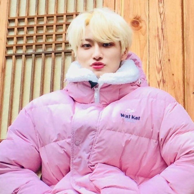 pshwalq's tweet photo. hello <33 this is a new acc for lq seonghwa ! i will be posting low quality vids or pics of hwa, i hope u'll enjoy !! it would help a lot if u could rt / reply to this tweet, so it can reach more people ^__^ tysm :] ( #ATEEZ #에이티즈 #SEONGHWA #성화 ) https://t.co/bKILjvWXEE