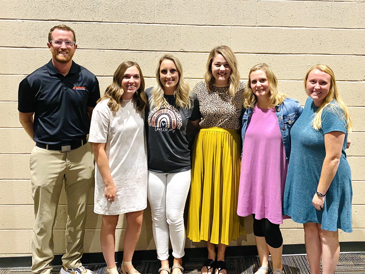 So excited for our newest Westwood teachers to attend WCS new teacher induction! They are having the best day!!! <a href="/WCSedu/">WCS</a>