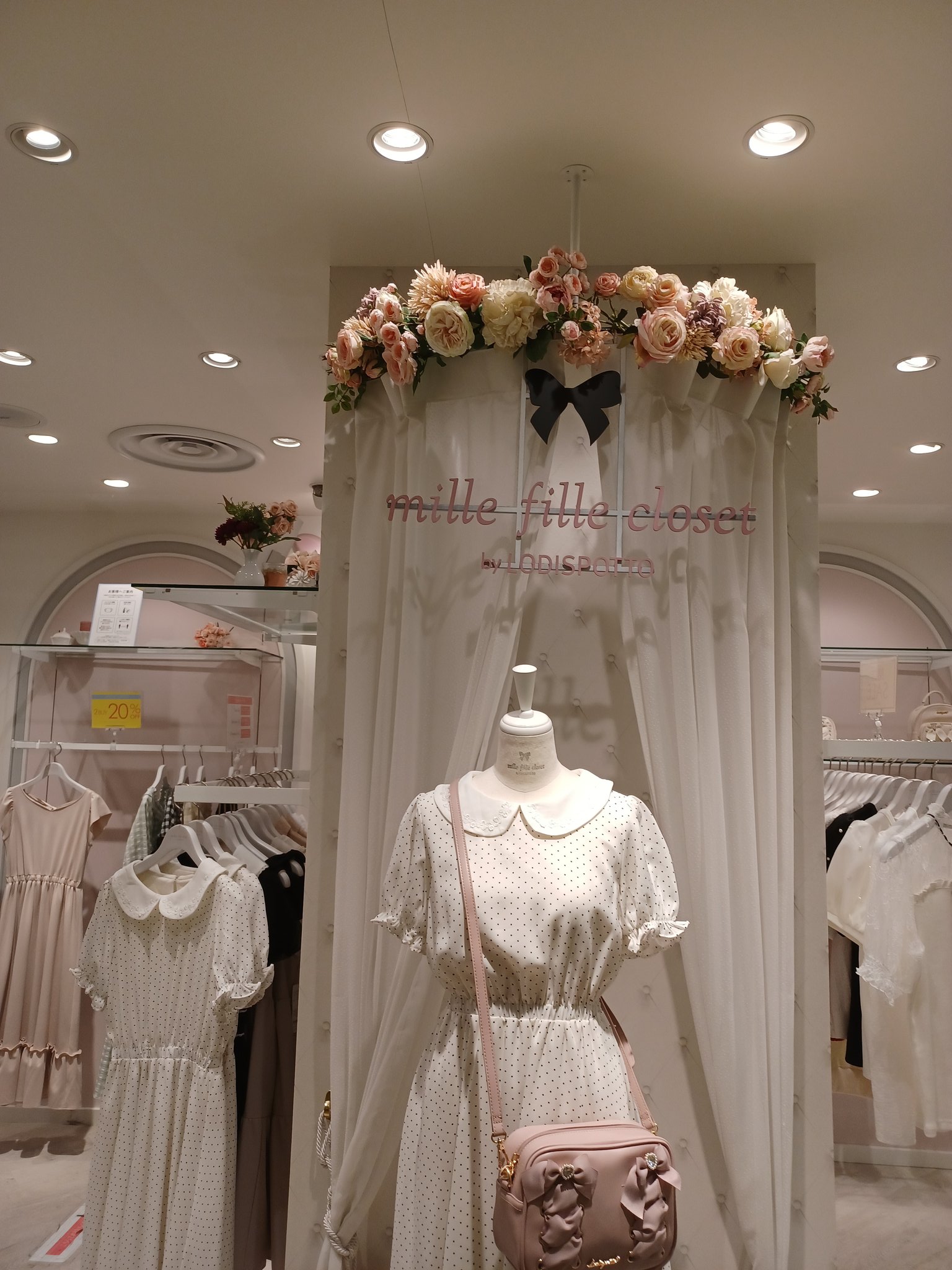 16030円 売上値下げ Secret Roseワンピース mille fille closet ミニ