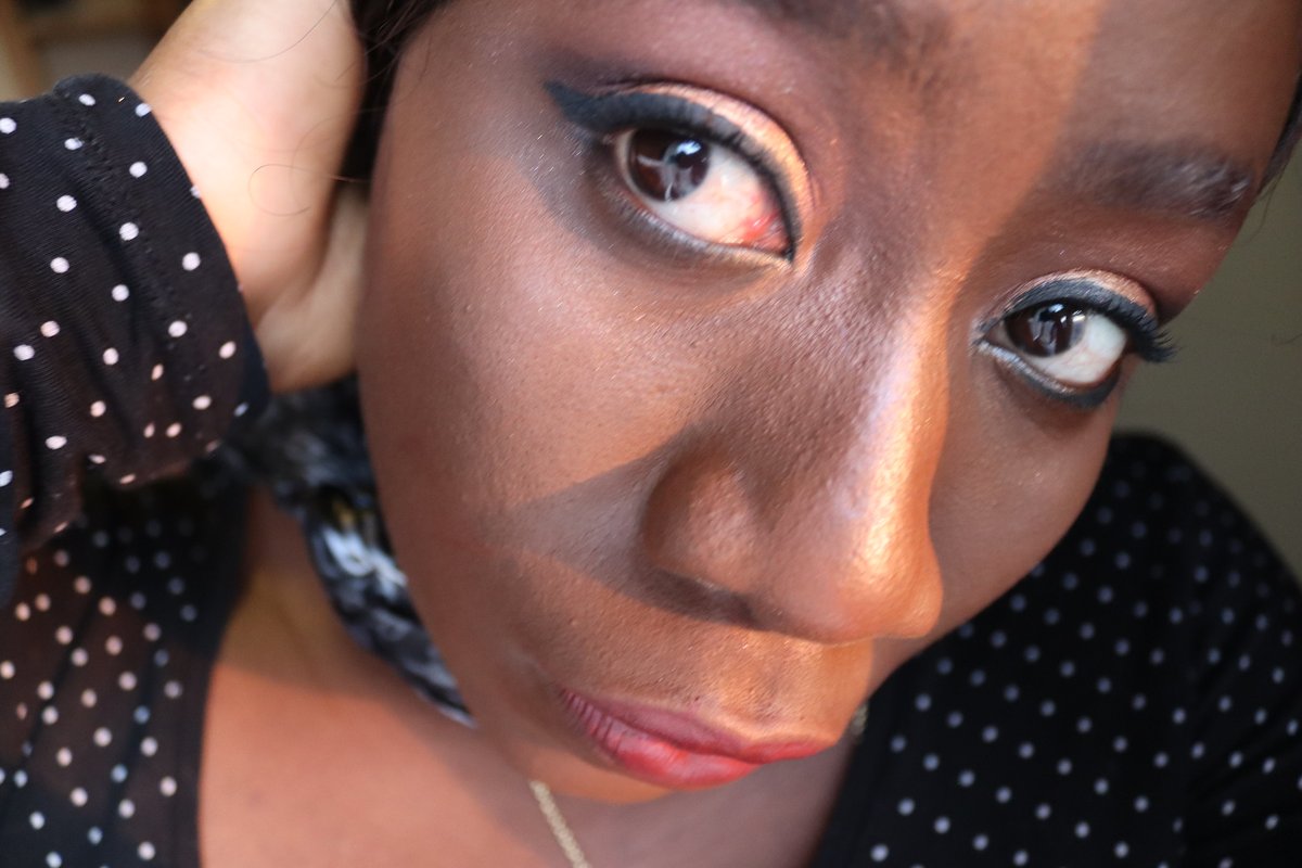 Hi, i write short story books on myfabulousbeauties.com please contact me if u are interested #books #amsterdam #english #englishbooks