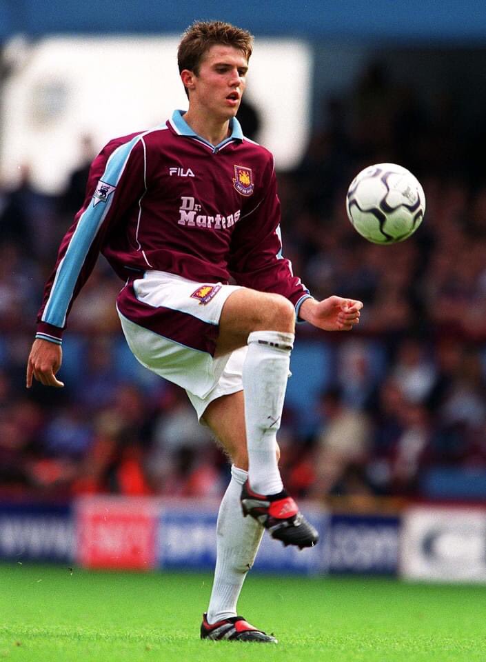 Happy birthday to former Hammer Michael Carrick! He is 40 today  