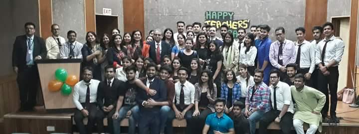noidaagbs's tweet photo. At Amity Global Business School, Noida we prepare the students for life. We offer the most conducive atmosphere to think, learn and grow. #agbs #noida
#vibrantcampuslife  #bschoolnoida #amitylife #amitynoida https://t.co/55vwa6dykA