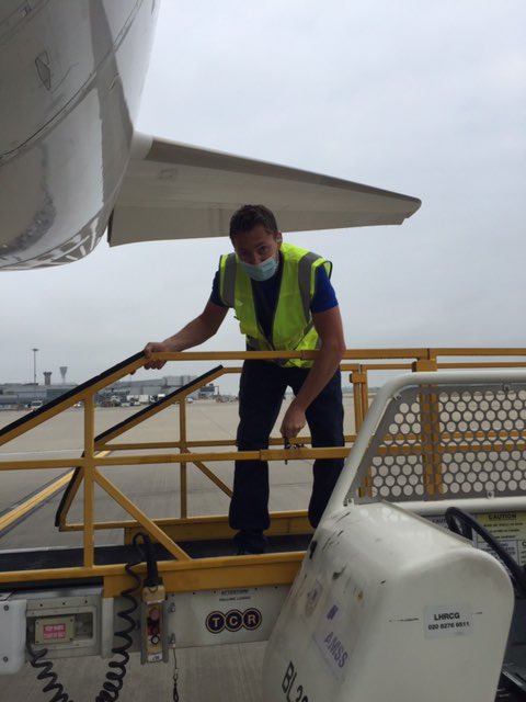 gillskarnail's tweet photo. Safety is enhanced when we follow SOP, it’s been very rewarding to engage with LHR Leads and RSEs to provide an opportunity to coach &amp; answer questions. @AOSafetyUAL #aoqc @carpit3 @arvind_garcha @marisaatunited @NikosKaramanlis https://t.co/xjJUvNoTF0