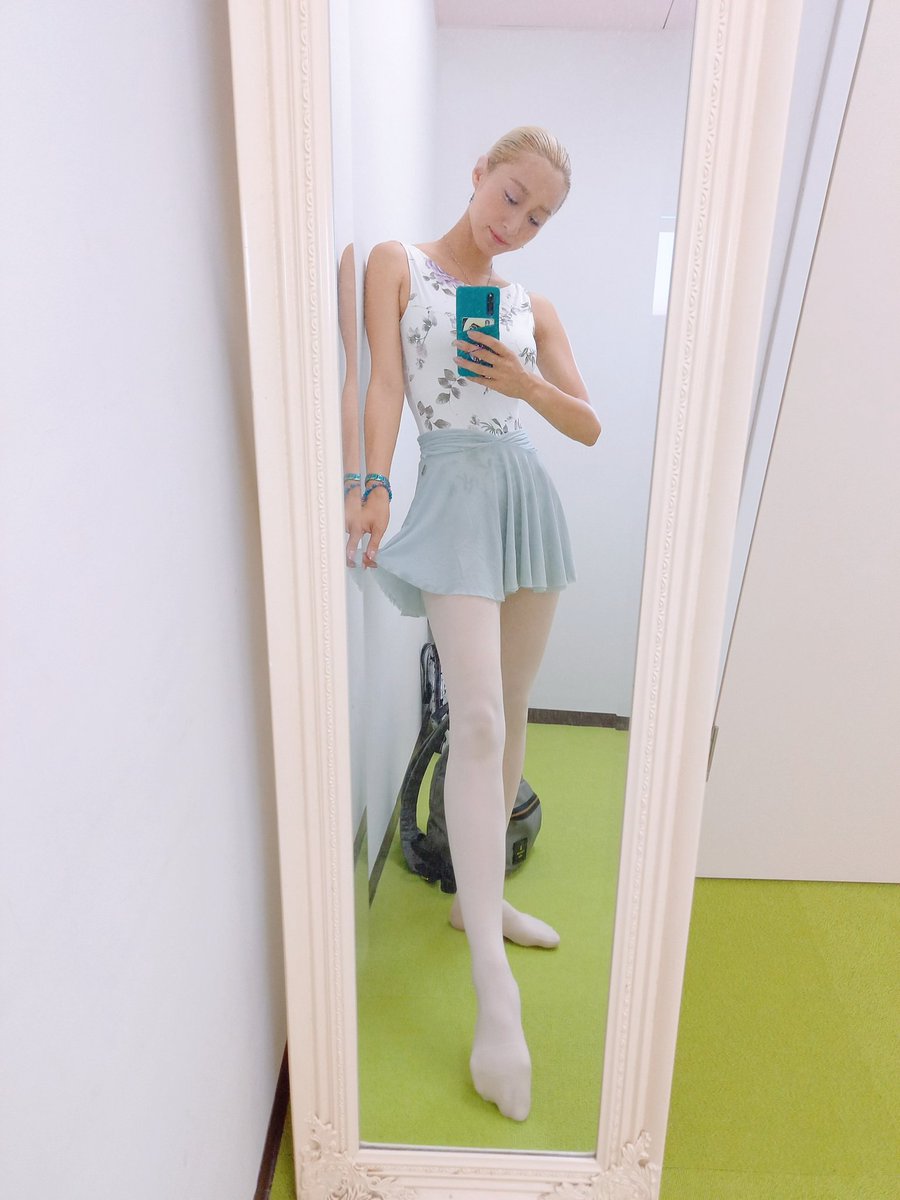kurosawaeri's tweet photo. オリンピックに影響された!?
ダイエット本気ぎみ?🤣
#ミスパリアンバサダー #7daysdiet #7dd #ミスパリ #置き換えダイエット #ダイエット #筋トレ女子 #トレーニング女子 #レースクイーン #RQ #model #バレエ #ballet https://t.co/N0Y4v1038A