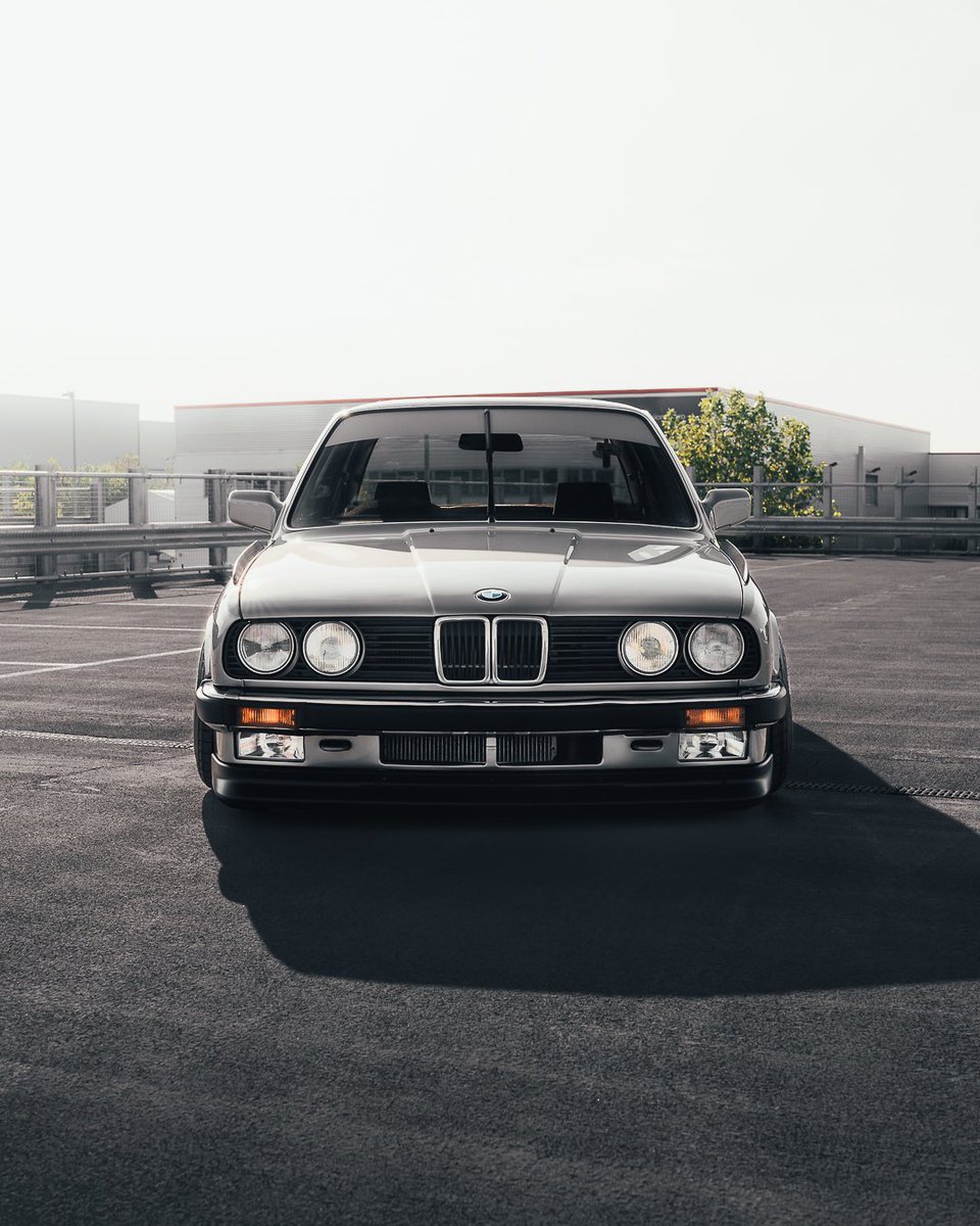 kam_visions's tweet photo. Classics. 👌🏽

@BMW @BMWE30Forever @bmwpress https://t.co/ygUWknAwXq