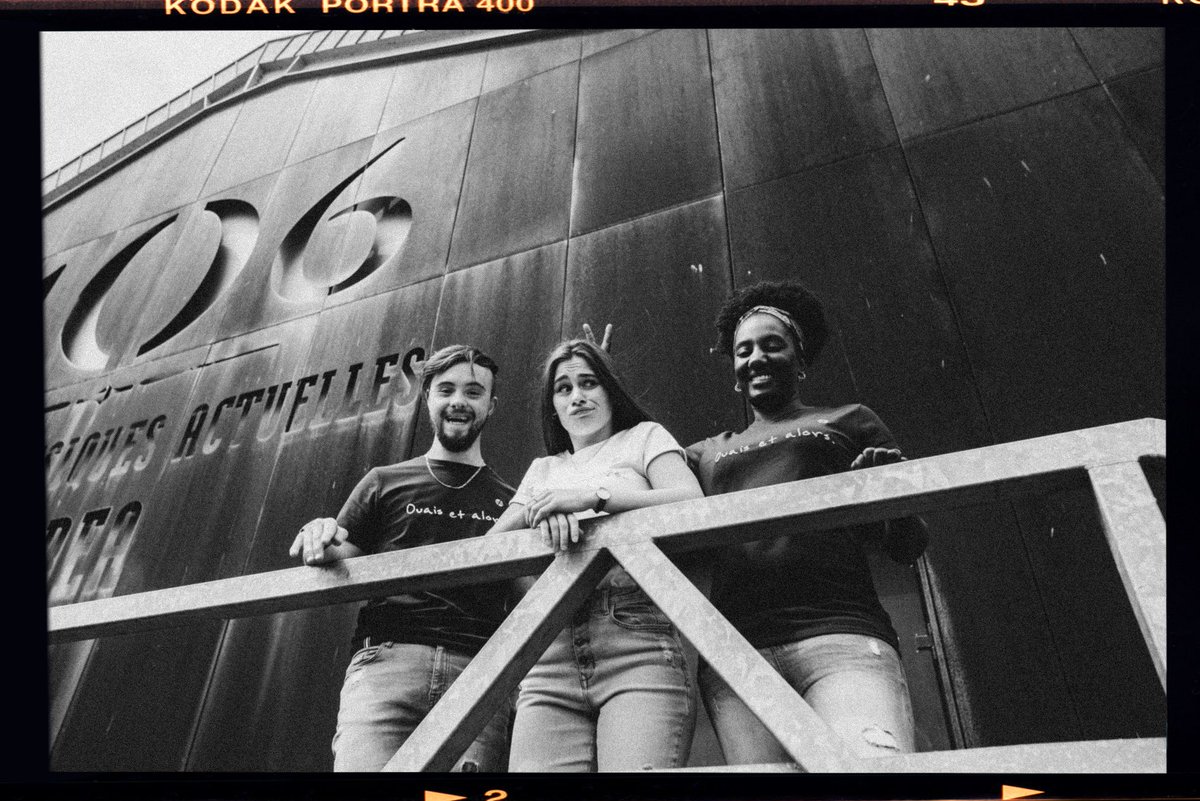 ouaisetalorsoff's tweet image. [Ayez le swag 🤟]

Ayez confiance en vous et assumez le!

T-shirt @Ouaisetalors_fr, jean, sac en bandoulière, sneackers.. font aussi partie de l’apanage d’une personne qui a du #swag.

Démarquez-vous ! 👕🇨🇵
⬇️⬇️⬇️
ouaisetalors.fr

#slowfashion #modeinclusive #madeinfrance