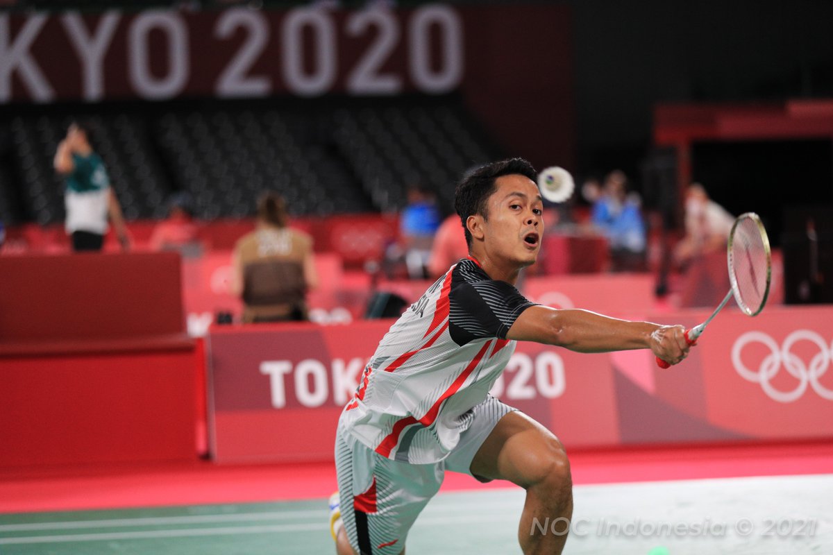 NOCIndonesia1's tweet photo. Ginting kemungkinan besar akan bertemu Kanta Tsuneyama, yang akan menjadi juara grup I jika bisa mengalahkan atlet Brasil Ygor Coelho de Oliveira di pertandingan terakhir.
#TimIndonesia
#NOCIndonesia
#Olympics 
#Tokyo2020 https://t.co/hieYelISpd