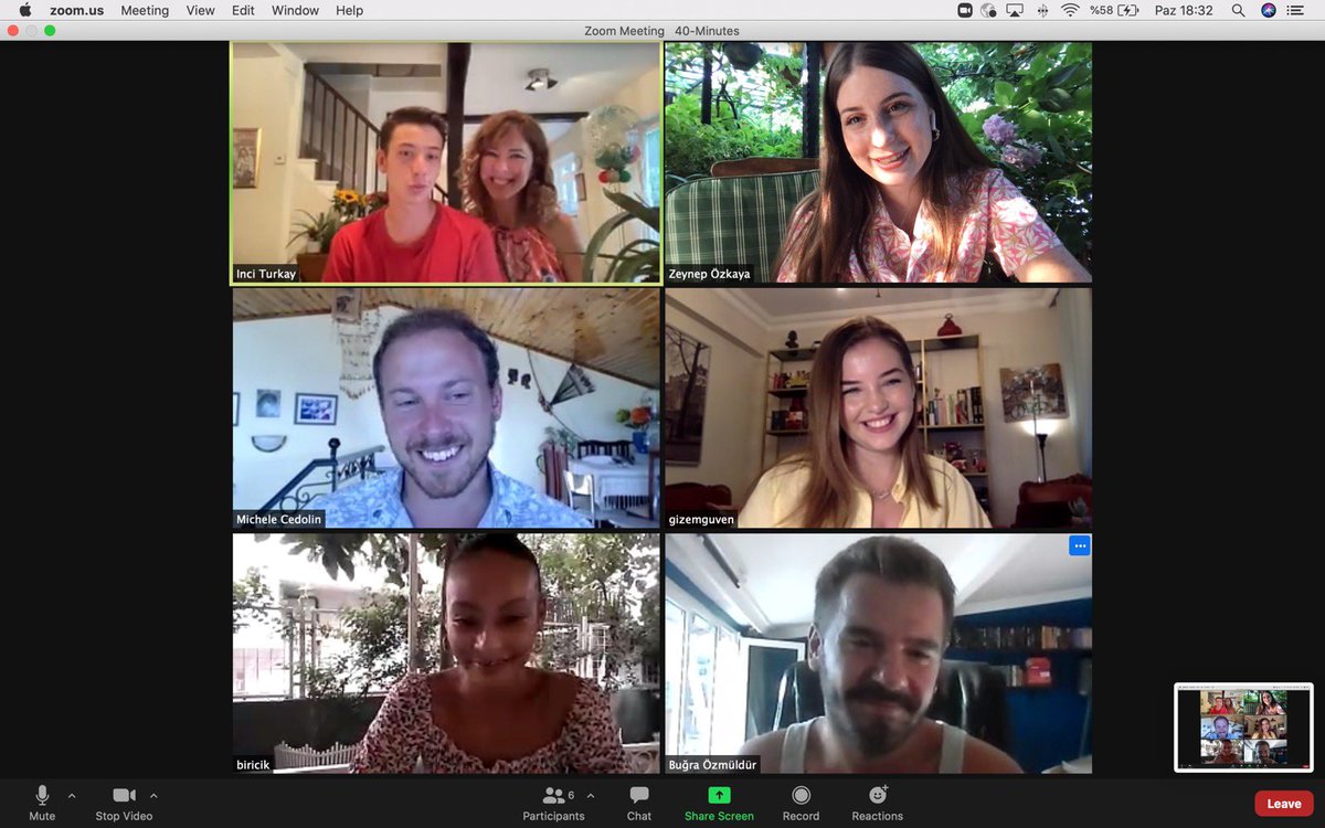 YouTube Kanalımda Büyük Biritanya’nın tarihi,coğrafyası ,sanatı ,
müziği ve lezzeti derken bu gün Tr saati ile 19:00’da Uk saati ile 17:00’de Sihirli Annem buluşması var.Sıcacık samimi sohbetimizde dünü ,bugünü ,yarını konuştuk.HADİ GELSENİZE!!! 

youtube.com/channel/UCHkkH…