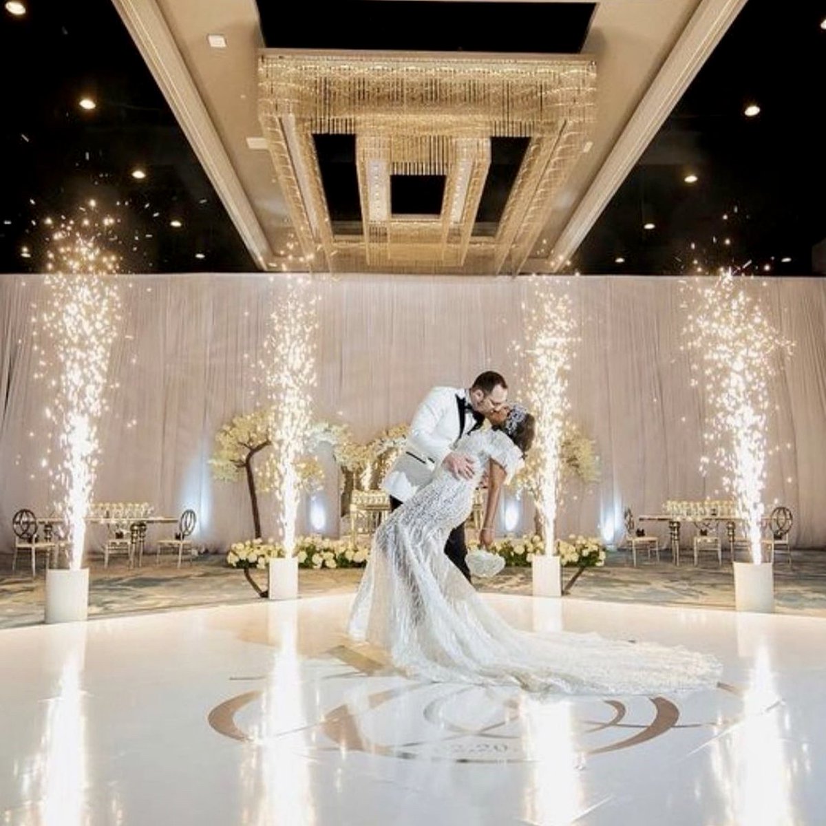 From intimate sunset nuptials to grand #ballroom gestures, our team of #event professionals are here to sweat the small stuff for the I Do's your love story deserves. #weddingwednesday 
📷: @fyerflyproductions
