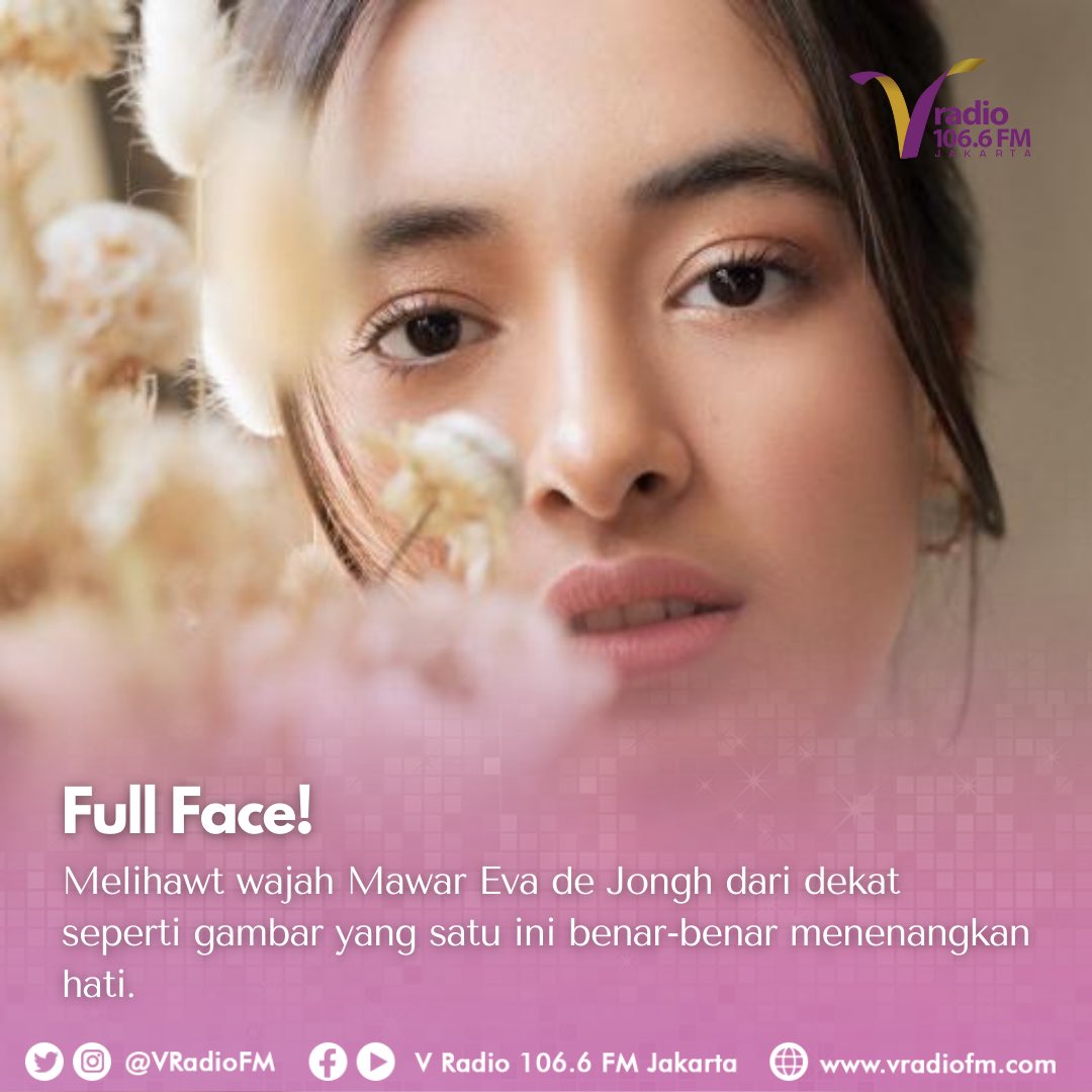 vradiofm's tweet photo. Lama tak muncul di TV, membuat Mawar Eva banyak dirindukan masyarakat. Nah, di artikel ini MNC Portal coba mengulik kembali potret Mawar Eva sekarang yang ternyata semakin memesona.
#VRadio #Info #Update #Viral #MawarEva #GayaArtis #InfoSelebriti https://t.co/pcnuoFVKYG