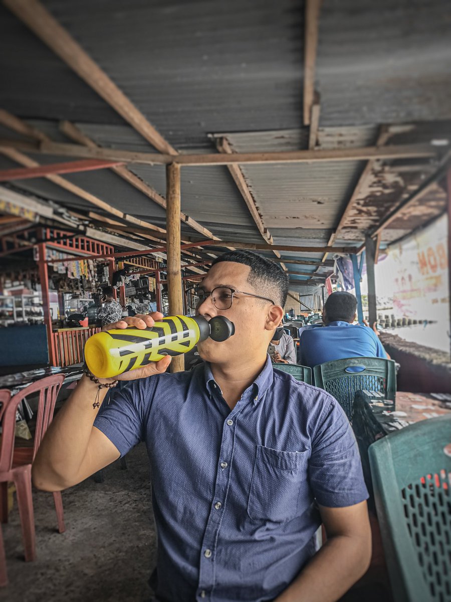 Woe kaskadu-kaskadu, Pakai masker, tapi lepas kalau mau minum air, lalu kalau jalan itu pake mata, trotoar masih licin, lalu kalau bicara itu pikir Dolo bukan bicara Dolo baru pikir... Heran 😁