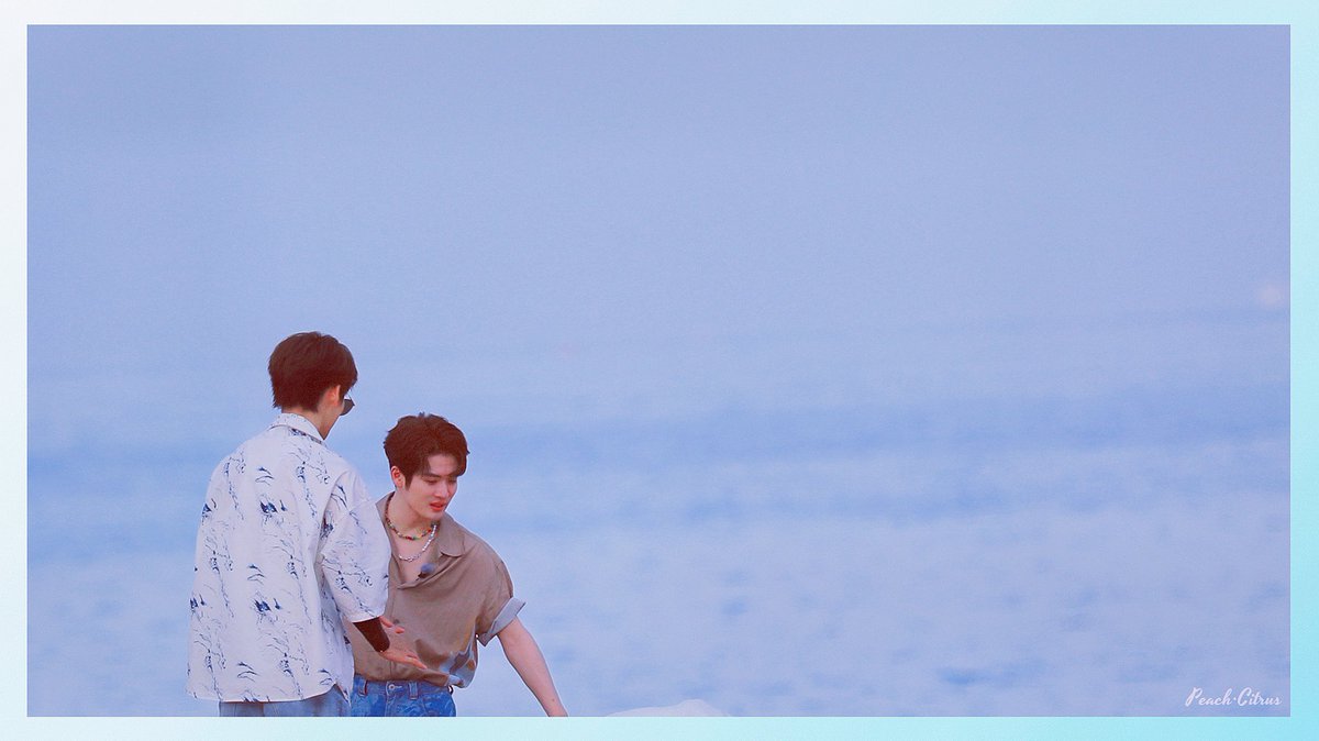 KeKi7188's tweet photo. Anh muốn được cùng em, về miền biển vắng 🌊

Mình sẽ sống những ngày Hè ươm nắng🏖

————

©️桃红柑橘雷司令Peach·Citrus 

#KeyuRiki 
#Rikimaru
#ZhouKeYu https://t.co/cGKZzDJYmr