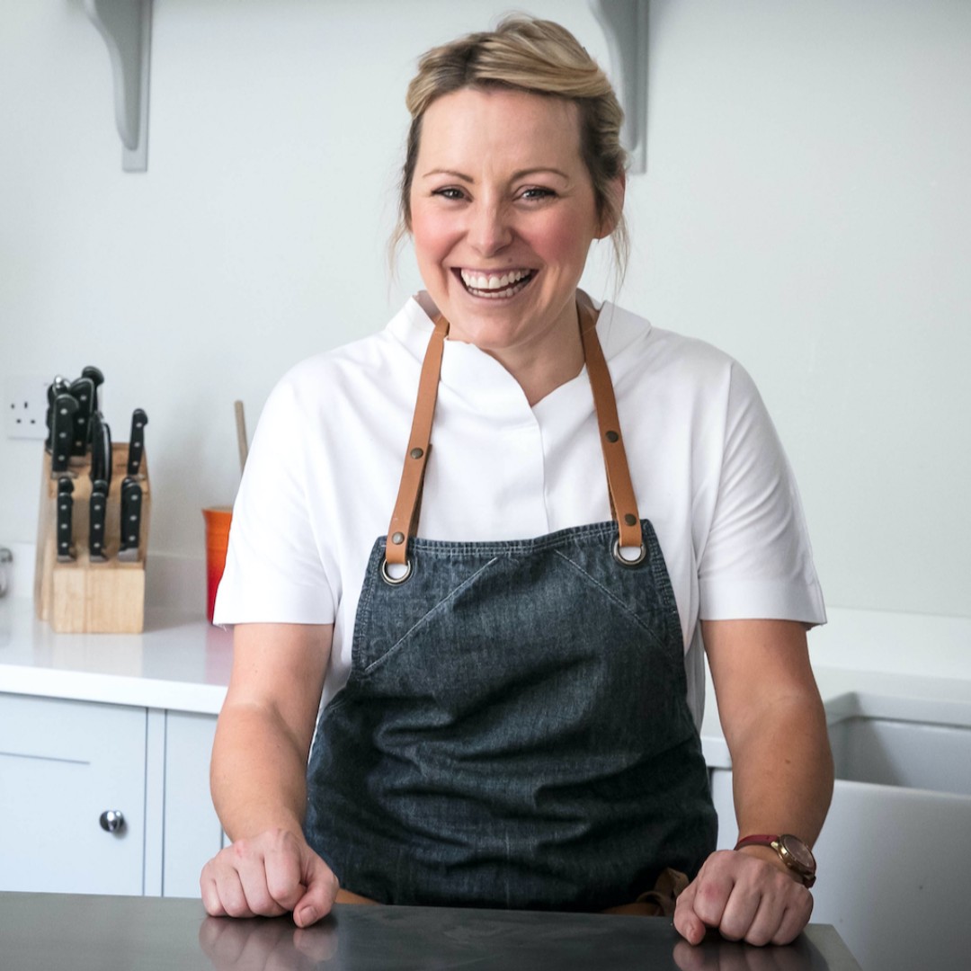 Womans_Way's tweet photo. Celebrating #WomeninFood with London-based, #tallaghtborn @Anahaugh the chef proprietor @myrtlerest named after her food hero, the late #MyrtleAllen - star @RSCookLive @SaturdayKitchen #guestjudge @MasterChefUK #readmore #thejoyoffoodissue @Womans_Way #outnow🔥 https://t.co/VK0w6yqwbK