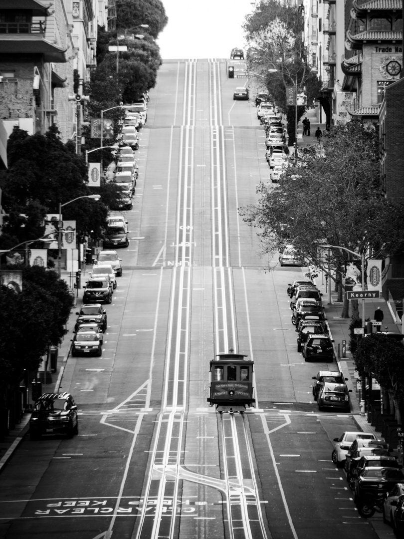 AmbientLightUK's tweet photo. "California" - A lone cable-car begins its long climb up California Street in San Francisco - more San Francisco photography at https://t.co/PDp7mkZu4y https://t.co/L7I94PC1ry