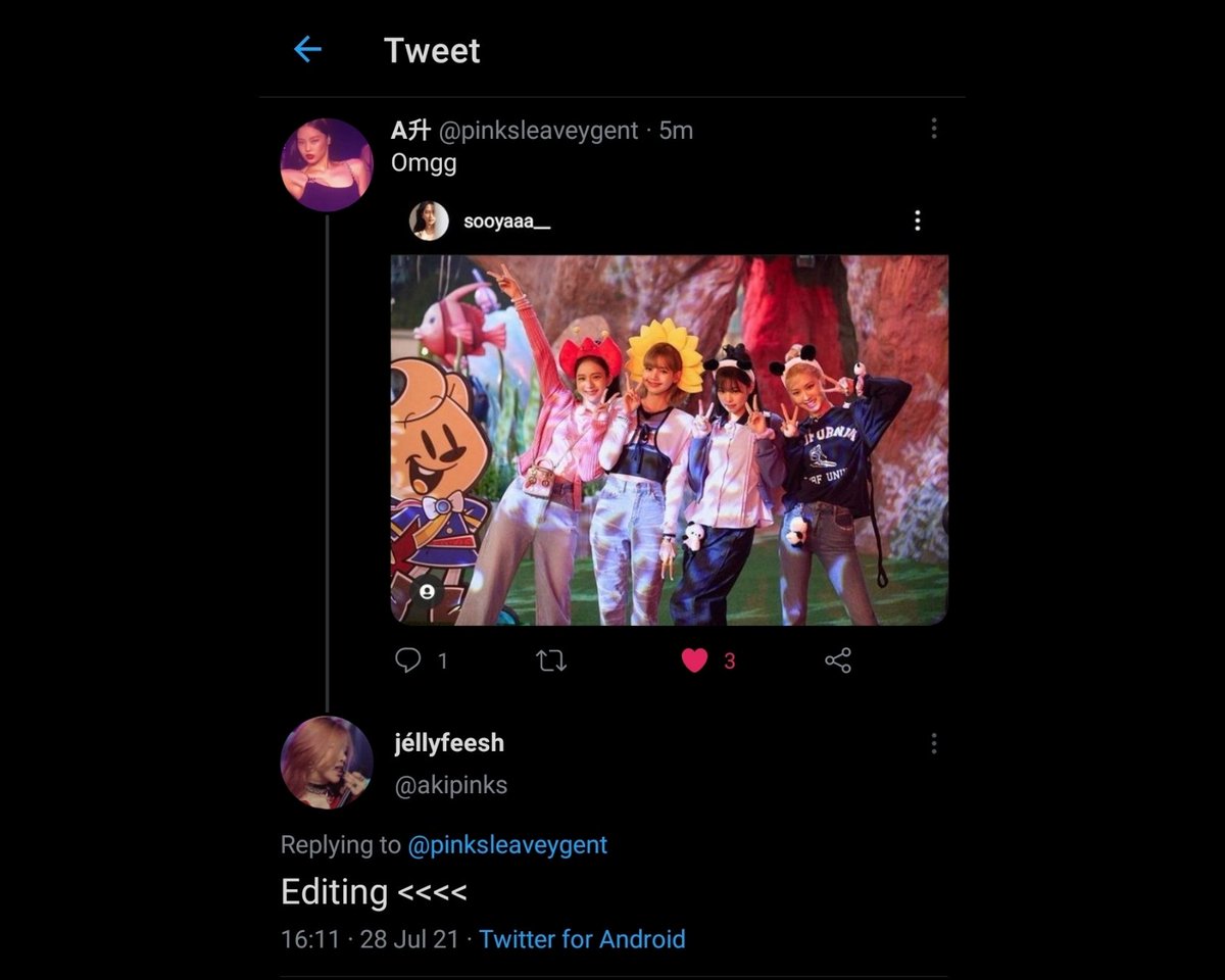 DesiBlinkStrgle's tweet photo. .@BLACKPINK https://t.co/ZvKg5bkrFt