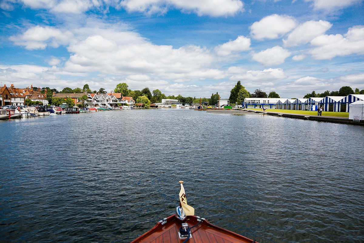 Enjoy regatta in the height of luxury...#rowing #hrr2021 #henleyonthames #luxurycruises #boatcharter #luxury