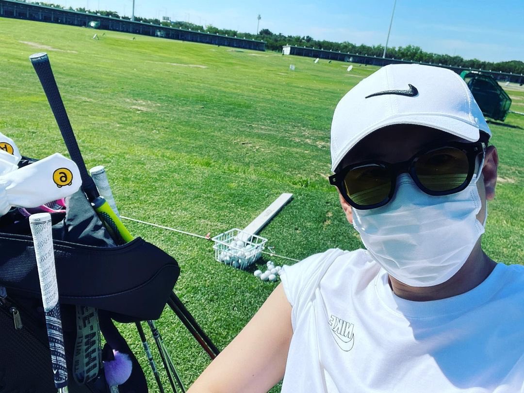 RunningManIntl's tweet photo. yangse2848 IG post
“#GolfDrivingRange #ADayWithAGoodWeather #NiceShot”
#양세찬 #런닝맨 https://t.co/1wgAUf0YJ0