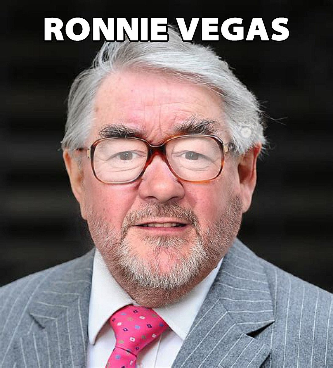 CelebJacker27's tweet photo. Ronnie Vegas @JohnnyVegasReal #johnnyvegas #ronniecorbett #MASHUP #photoshop #Memes #funny https://t.co/1C3cJRuz6f