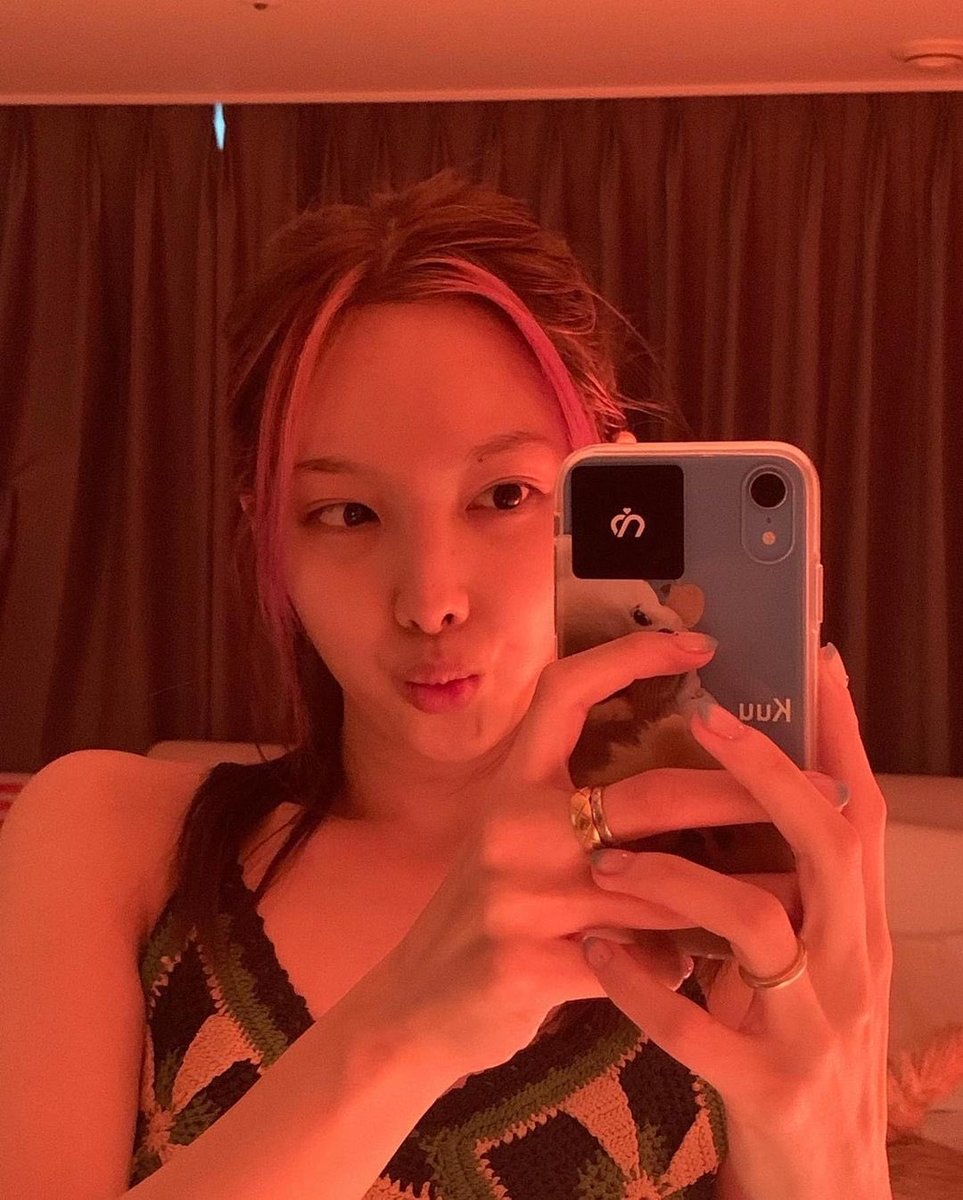 archivenayeon's tweet photo. HER https://t.co/merfECCZTL