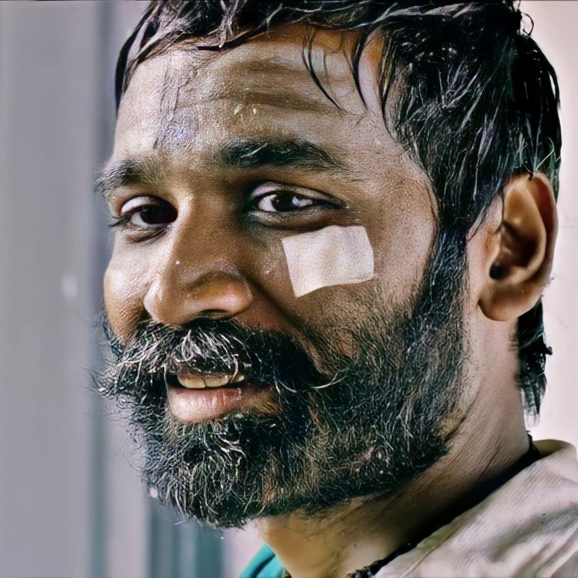ThanjaiHeadDfc's tweet photo. "A Top tamil actor in the streets of Foreign movies" 👑🔥

#HappyBirthdayDhanush
@dhanushkraja #Karnan https://t.co/DNoUxSEUDt