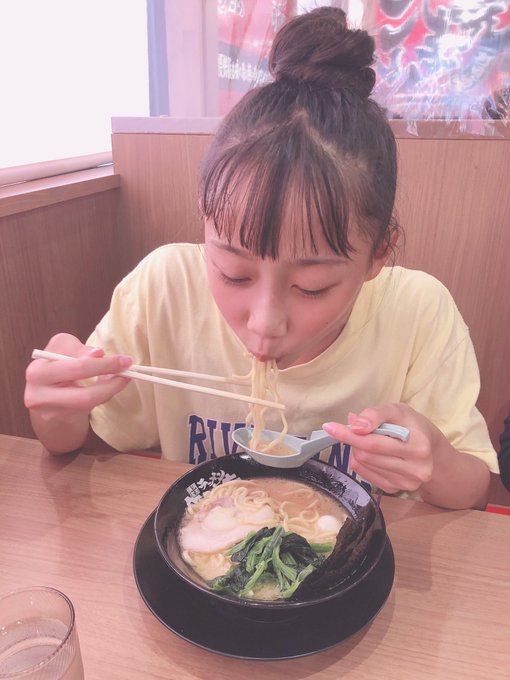 NananeのTwitter画像17