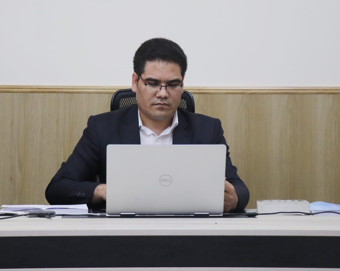 نشست آنلاین انتخاباتی با اعضای گروۀ CECG
6 اسد 1400
آقای علی شاه مصباح معاون ارتباطات استراتیژیک دارالانشای کمیسیون مستقل انتخابات، در نشست آنلان انتخاباتی اعضای گروۀ هماهنگی نهادهای جامعۀ مدنی مرتبط به انتخابات  (CECG) اشتراک نمود.
#Afghanelection 
#election