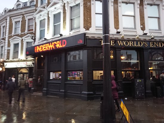 30 years ago today(ish), <a href="/Eat_Band_UK/">EAT</a> play <a href="/TheUnderworld/">The Underworld</a>. New Line up, new songs. Who made it to that one?