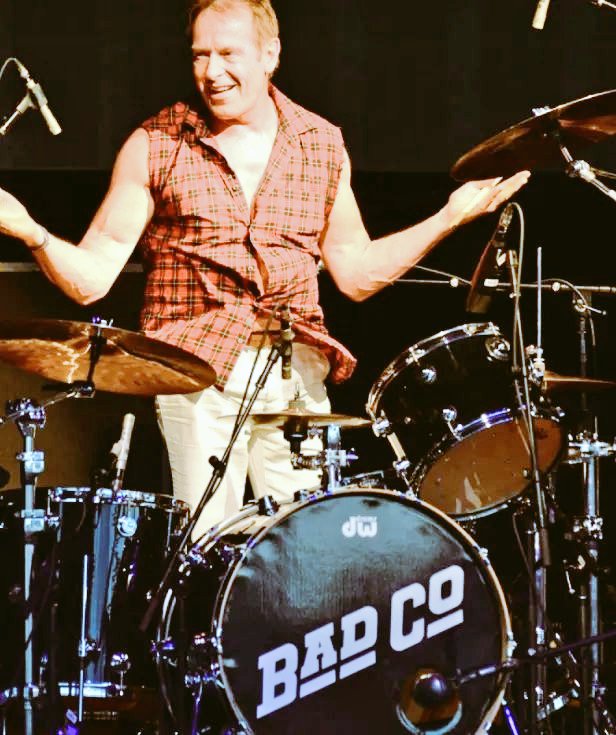   Happy birthday SIMON KIRKE
 72 What\s your favorite FREE or BAD COMPANY album? 