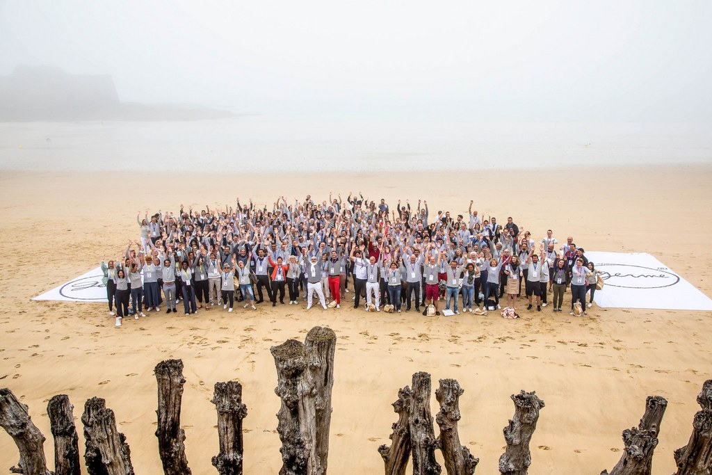 L'Équipe Réseau GERME vous souhaite un bel été ! Profitez de cette pause estivale pour vous ressourcer et vous inspirer ! Nous nous retrouvons à la rentrée 🙂