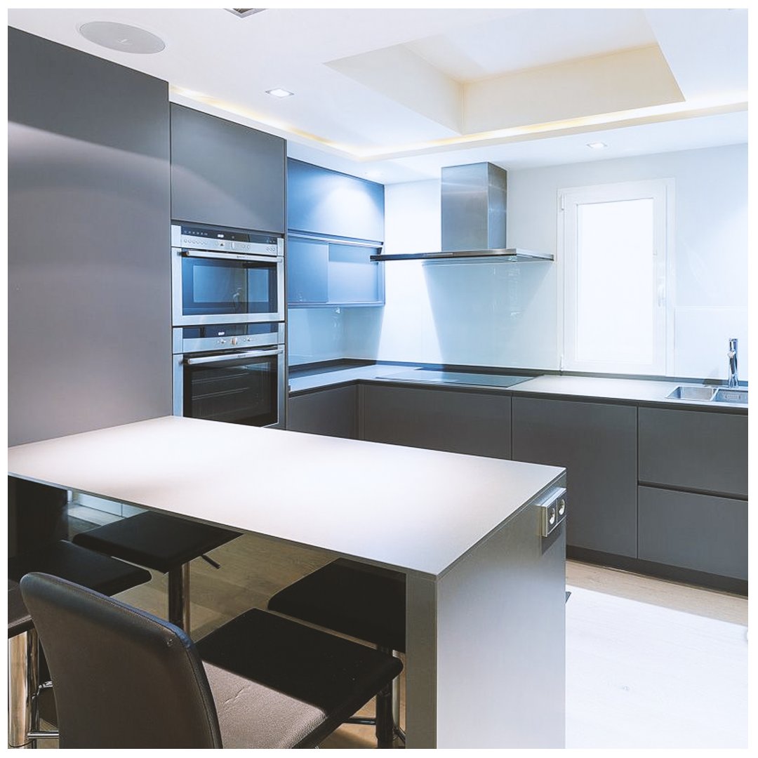 JaimeValcarce's tweet photo. Este piso ubicado en Almagro dispone de unas excelentes calidades, por ejemplo, la cocina, tiene electrodomésticos Neff y algunas de las puertas de los armarios son eléctricas 😮

#electrodomesticosneff #neff #luxuryhomes #realestate #luxuryhomes #jaimevalcarce https://t.co/CutwOsIhpK