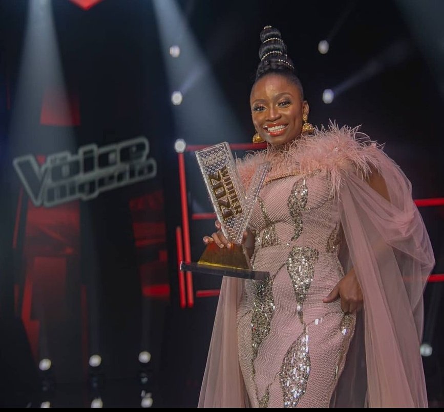 ifeoluwa_sopeju's tweet photo. 🤯
I woke up to a VN in my DM from @iambenyeogo, Winner 🥇 @thevoice_NGR, Season 3, appreciating me for the support and prayers!
It's the humility and thoughtfulness for me inspite of fame.
She will go far in life.
#TheVoiceNigeria #TheVoiceUnleashed #JehovahOmniPublicist https://t.co/DWrJ9apmfM