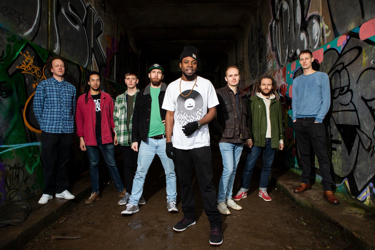 TheMoonCardiff's tweet image. Who got their ticket this morning??
(answer = a lot of you : )
Spread the word - let's make this a huge one!

AFRO CLUSTER album launch x THE ALLERGIES DJs
NIQUES, DJ TRISHNA JAIKARA, hosted by PRENDY
Mon 30th Aug 2021 at Cardiff Castle!
TICKETS bit.ly/hubcastle