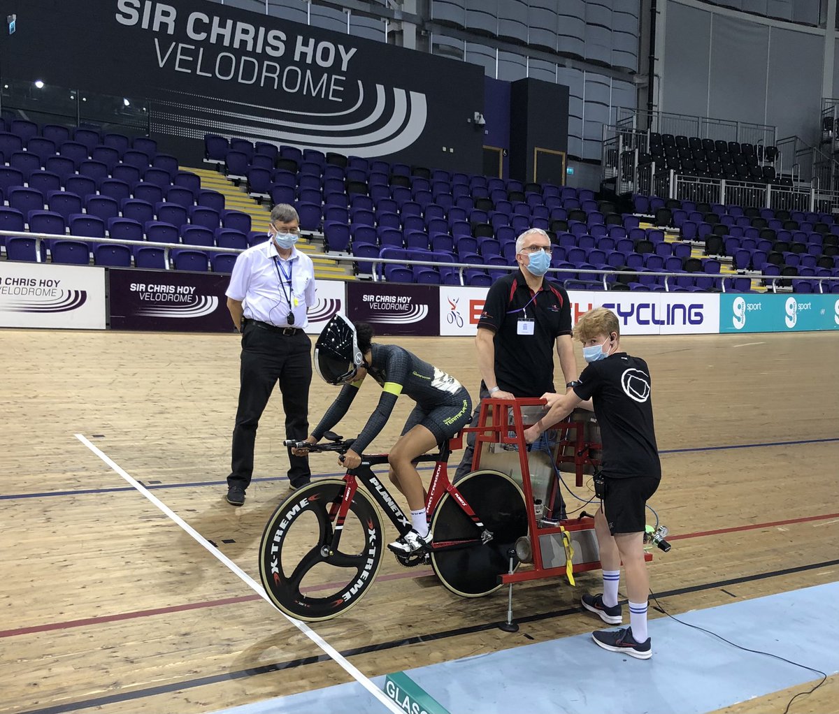 LEGRO's tweet image. Bobbie, Rose and Caitlin in 500m TT for U-16 #teamterminator #glasgow