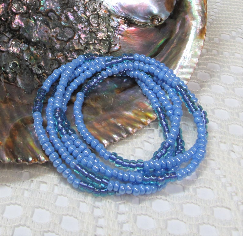 paperbeadboutiq's tweet photo. Seed Bead Stretch Bracelet, Wrap Bracelet, Layering Bracelet, Boho Bracelet, Handmade Bracelet, Periwinkle and Iris https://t.co/8tuGNR8GJ1 via @Etsy #theseedbeadstudio #stretchjewelry #seedbeadstudio #bohojewelry #handmadejewelry https://t.co/6anNjZp6Eu