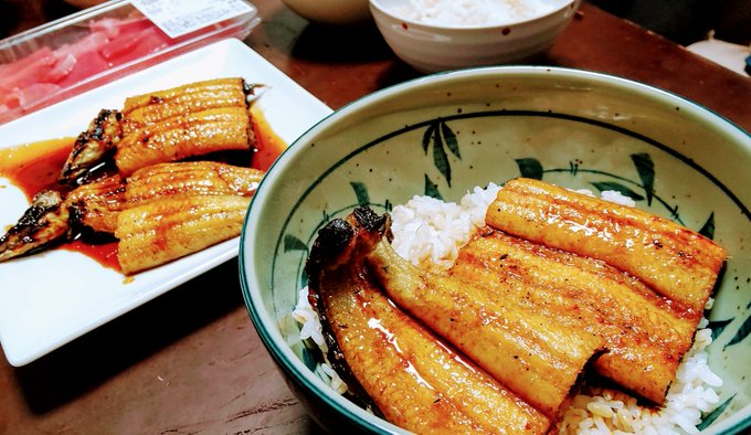 川原えむさんにスーファミのヴァルケンのソフトを送ったら鰻にクラスチェンジして帰ってきた!
大変美味しゅうございました!!
ありがとうございます～!😋😋😋

@Kawahara_Emu 