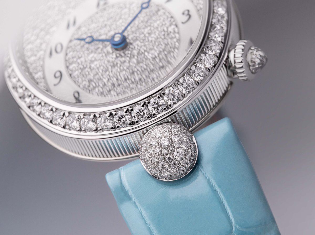 cotedesmontres's tweet photo. #Breguet Reine de Naples 8938 - A #queen’s splendor!
A delicate #snowSetting adorning the dial imbues it with luminosity and splendor - Available in white gold with a blue bracelet and in rose gold with an orange bracelet
@MontresBreguet
https://t.co/fpE3Cew40s https://t.co/2MPgKex5v6