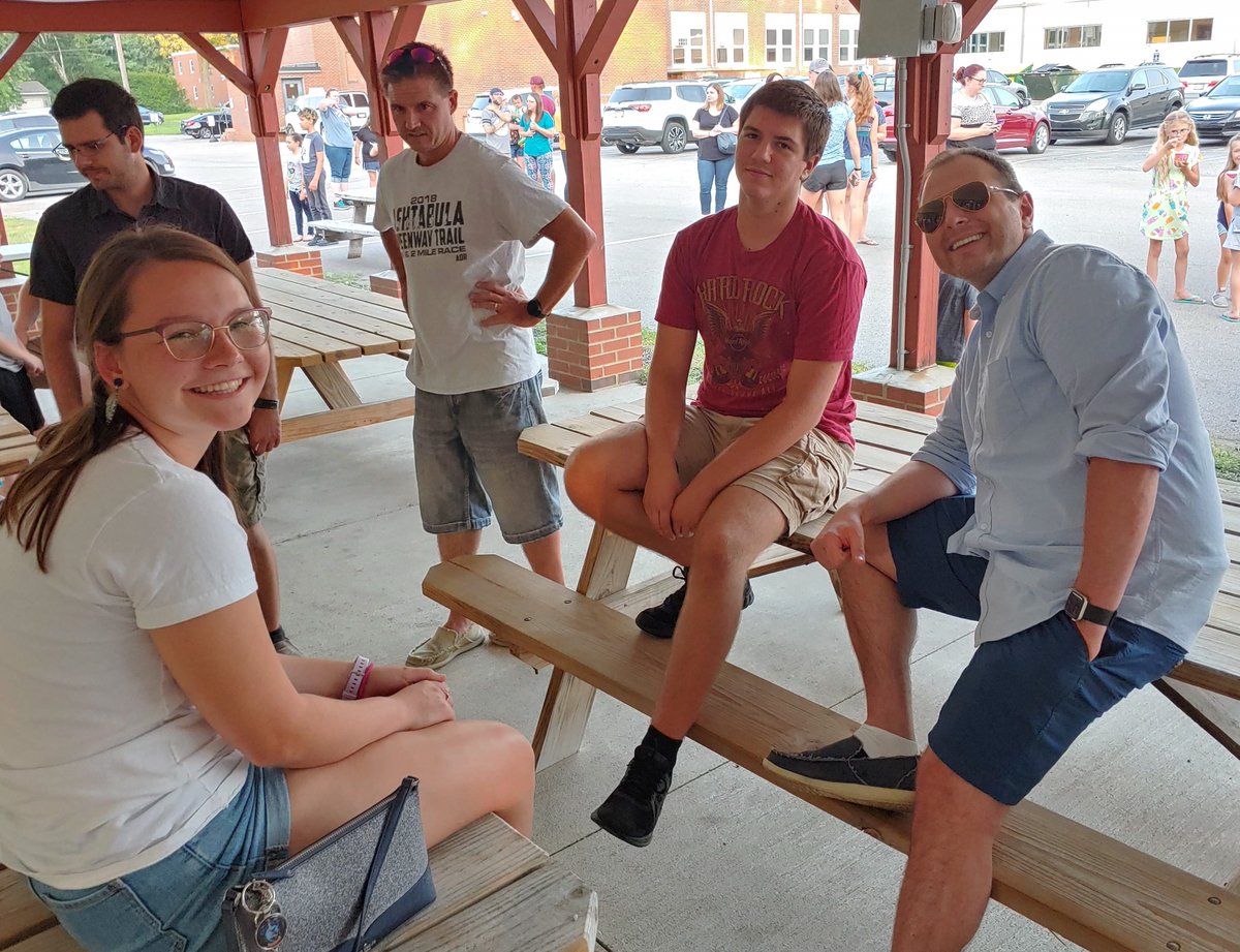 A great time at the all school Ice Cream Social last night. Thank you <a href="/ChardonKingKone/">King Kone</a> for always taking such great care of us!