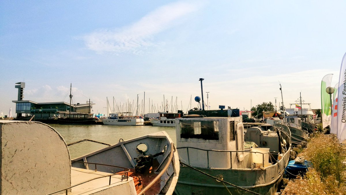 When work is a pleasure. The 4th semi-structured interview with owner of pizzeria in one of the most beloved places of tourists in #Lithuania - #Nida. #nordtournet3 #Project #Nordplus #adultedu #intergenerational #communication #problems #tourism #qualitativeresearch