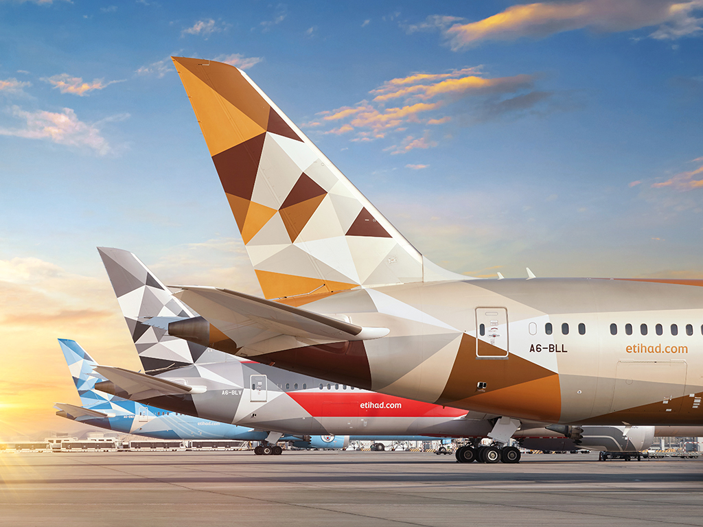 Etihad Airways tweet media