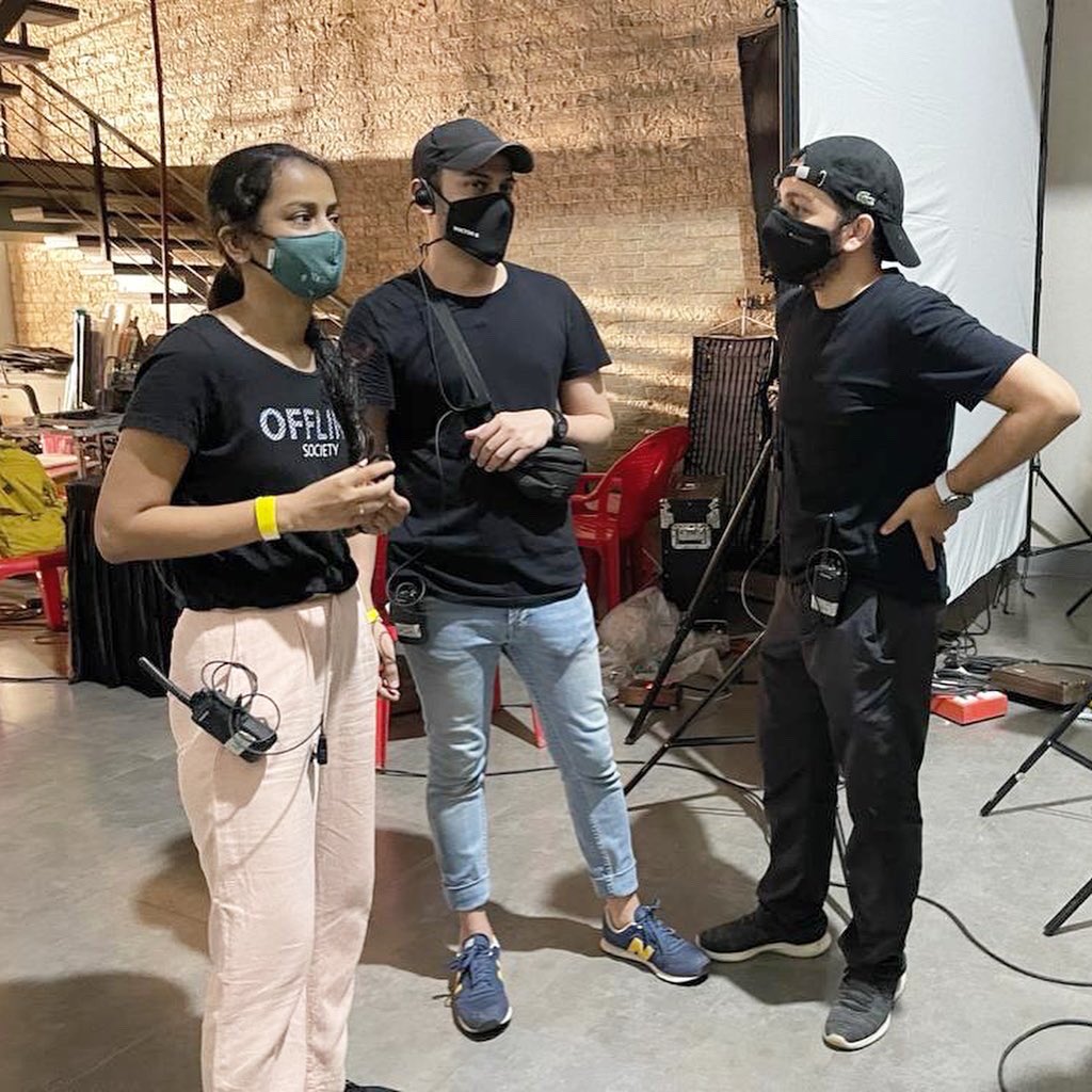 EntourageFilms's tweet photo. #entouragefilms #garimaarora #shootlife #setlife #productionhouse  #celebrity #vlog #adworld #adfilms #filmworld #adworld #indiancelebrities #bollywood #instalike #nofilter #love #likeforlike #followforfollow #entourage #mumbai  #throwback #filmmakers #production #celeblife https://t.co/nyZApPakld