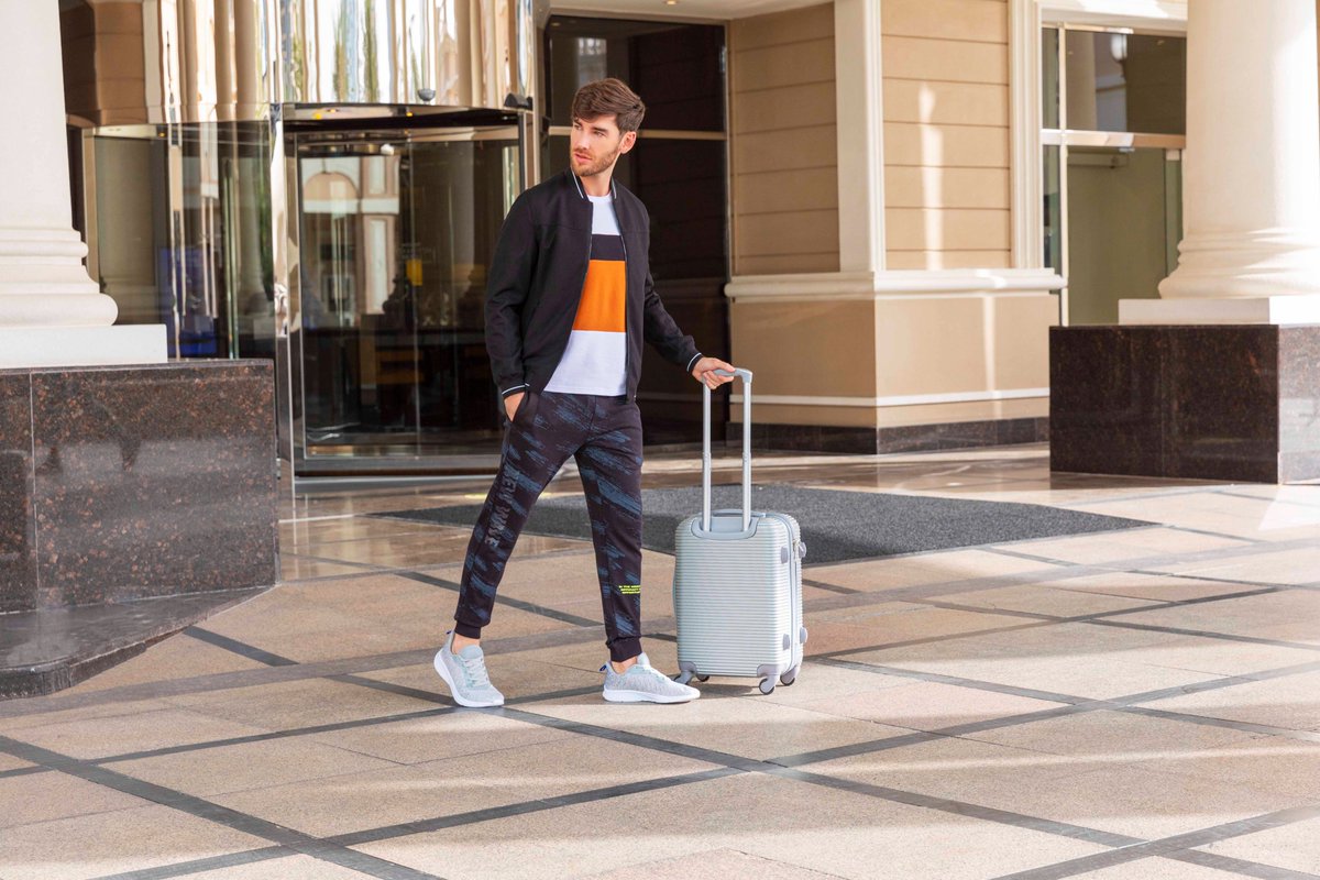 maxfashionMENA's tweet image. Ready for your next vacation ✔️
Shop from our men's collection now in stores and online.
#MyMaxStyle #MaxMen #instafashion