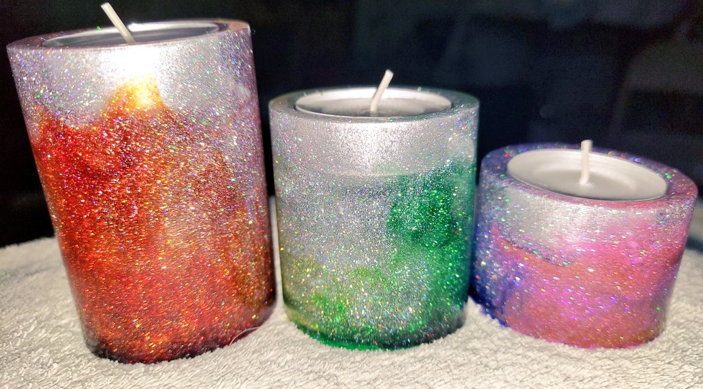 CMomma77's tweet photo. #Rainbow Tea Candle Holder's - these are super #glittery, absolutely #beautiful and the color is much deeper and richer than shown.  I can do any color/colors - glitter/no glitter and much more... better pics to come later.  #Customizeable 
#Resin #resinart #ResinCandleHolders ❤ https://t.co/puxcx3pTlW