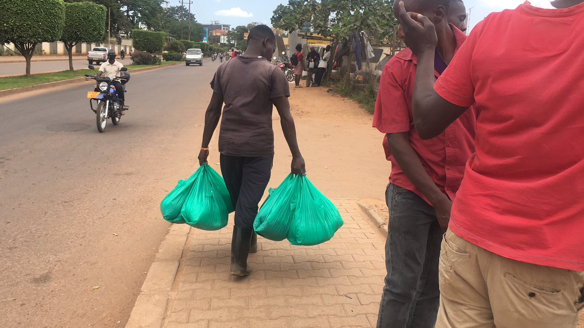 pureloveug's tweet photo. The pandemic has brought hunger to millions of people around.   https://t.co/qHUQrPAtaR https://t.co/Dc1RphcYBm