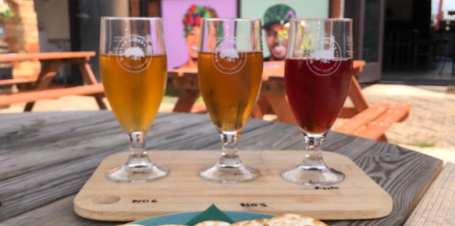 ShakespearesEng's tweet photo. Summertime and a cider tasting tour with @naptoncidery is moving to the top of our 'to do' list: https://t.co/QEgJUCibfV

#VisitWarwickshire #BuyEatLocal https://t.co/iYv1vovH9R