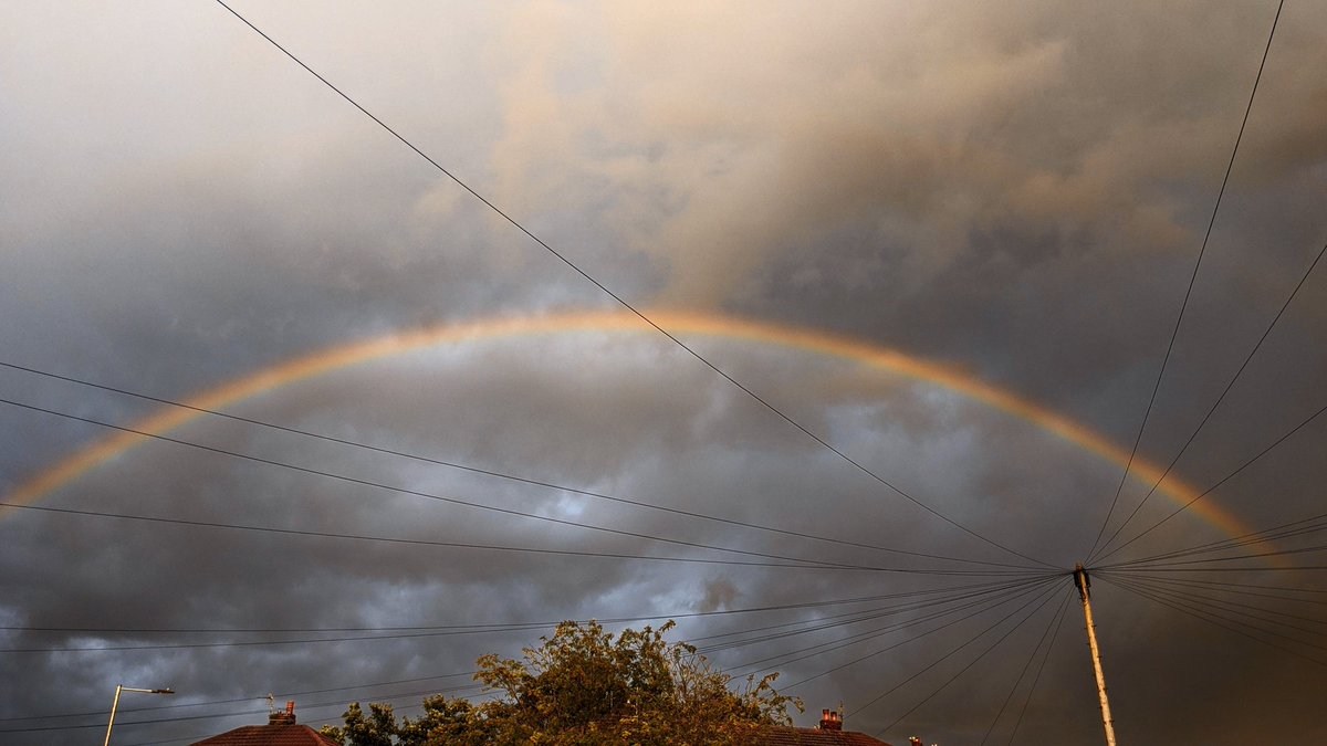 Sunset_Twilight's tweet photo. Fantastic rainbow 🌈 https://t.co/24Q4vAgSgL