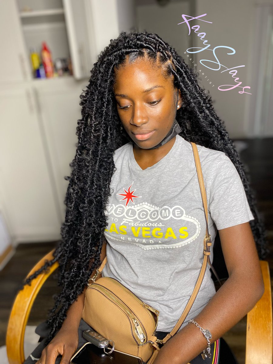 kaayd0ll_'s tweet image. Butt Length Butterfly Locs 🦋 #lamar21 #lamar22 #lamar23 #lamar24 #lamar25